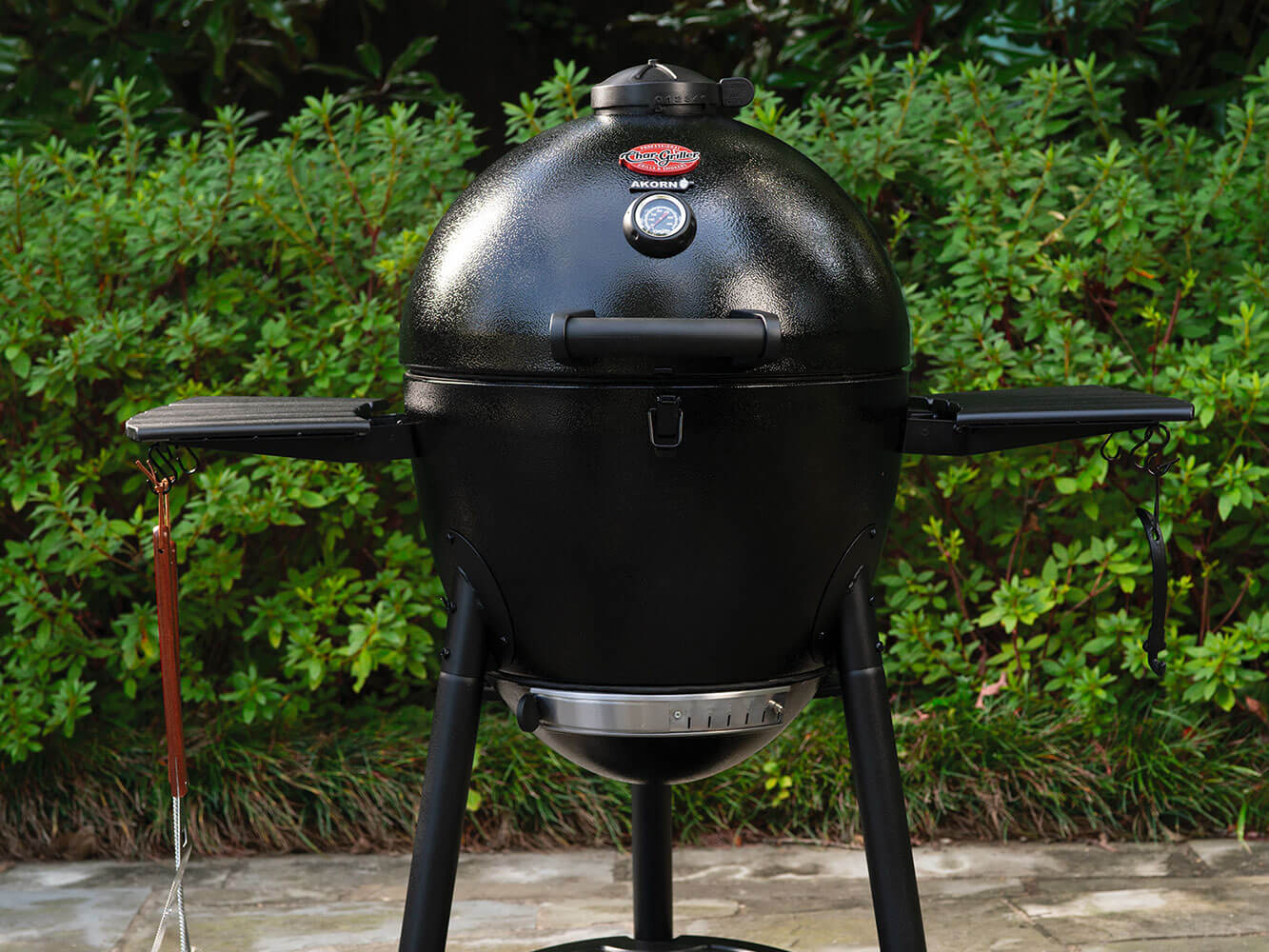 Char-Griller Akorn Kamado