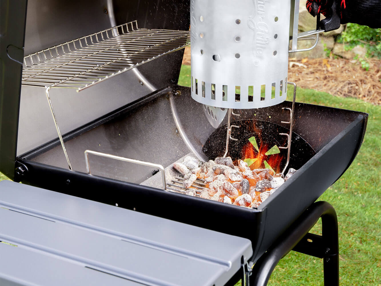 Char-Griller Wrangler Charcoal Grill