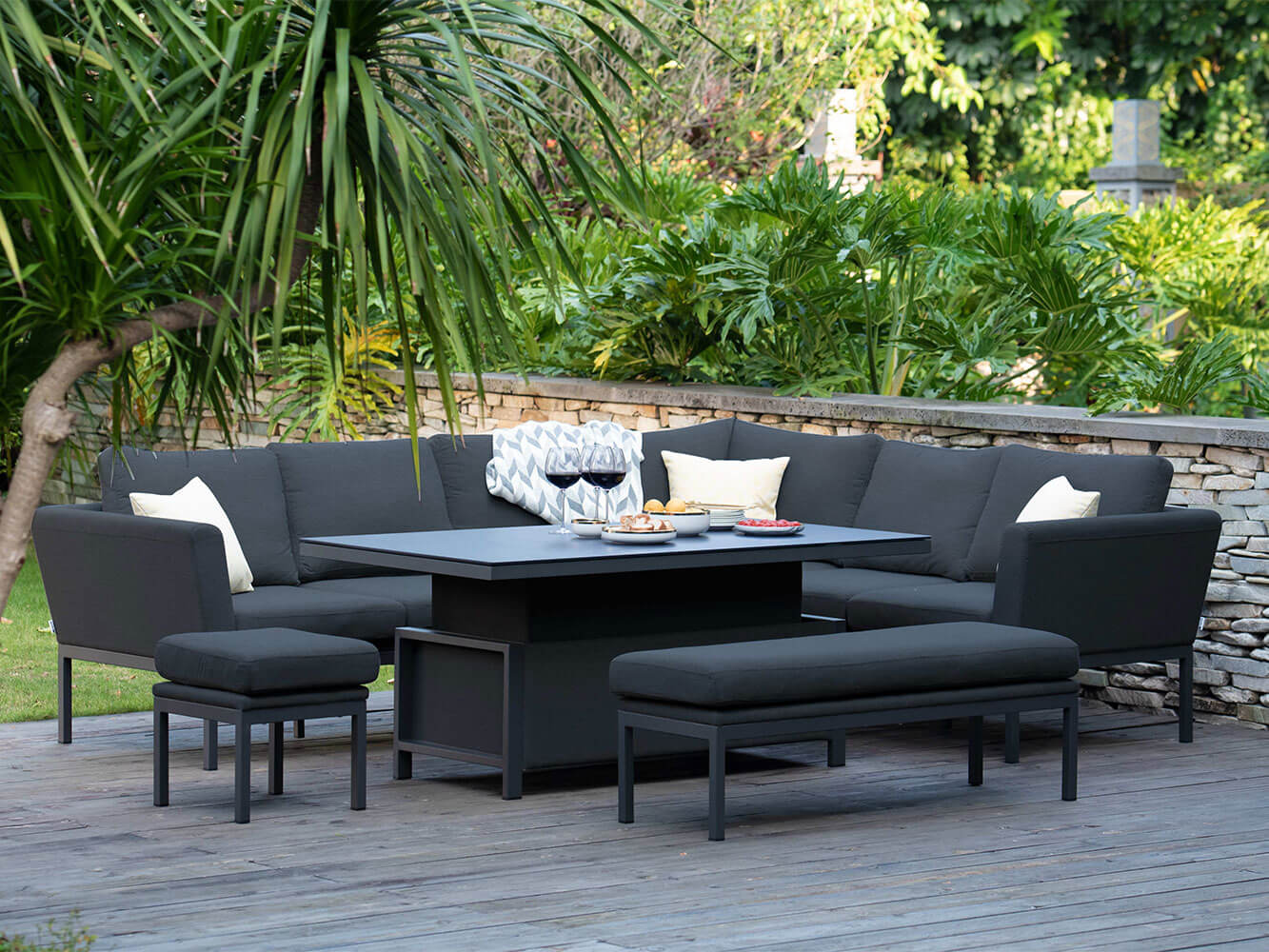 Conjunto de Jantar de Canto com Mesa Elevatória Argenta Conjunto de Jantar de Canto com Mesa Elevatória Argenta