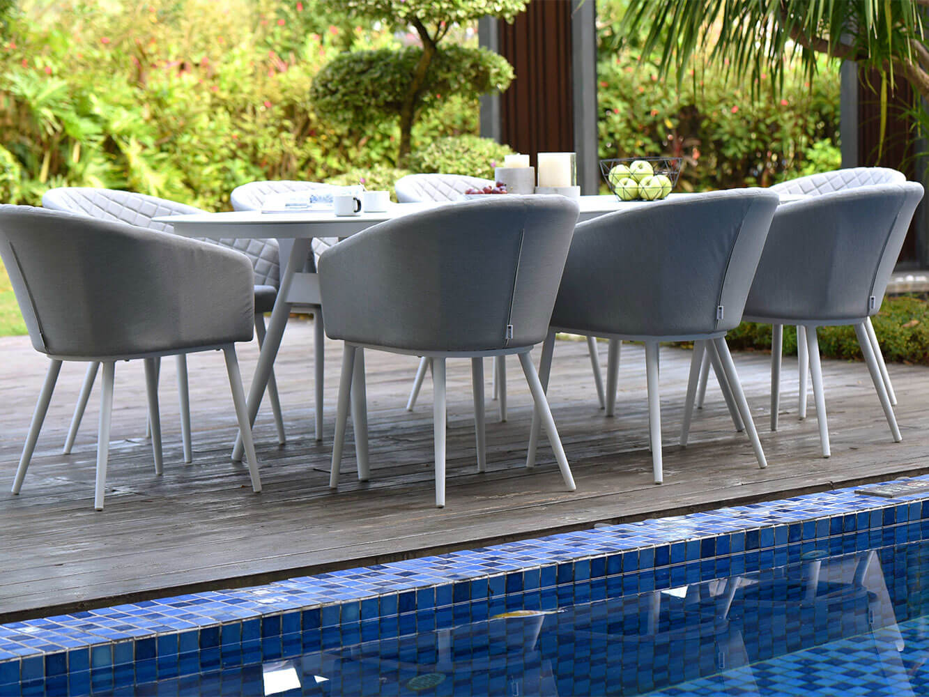 Napoli 8 Seat Oval Dining Set Napoli 8 Seat Oval Dining Set