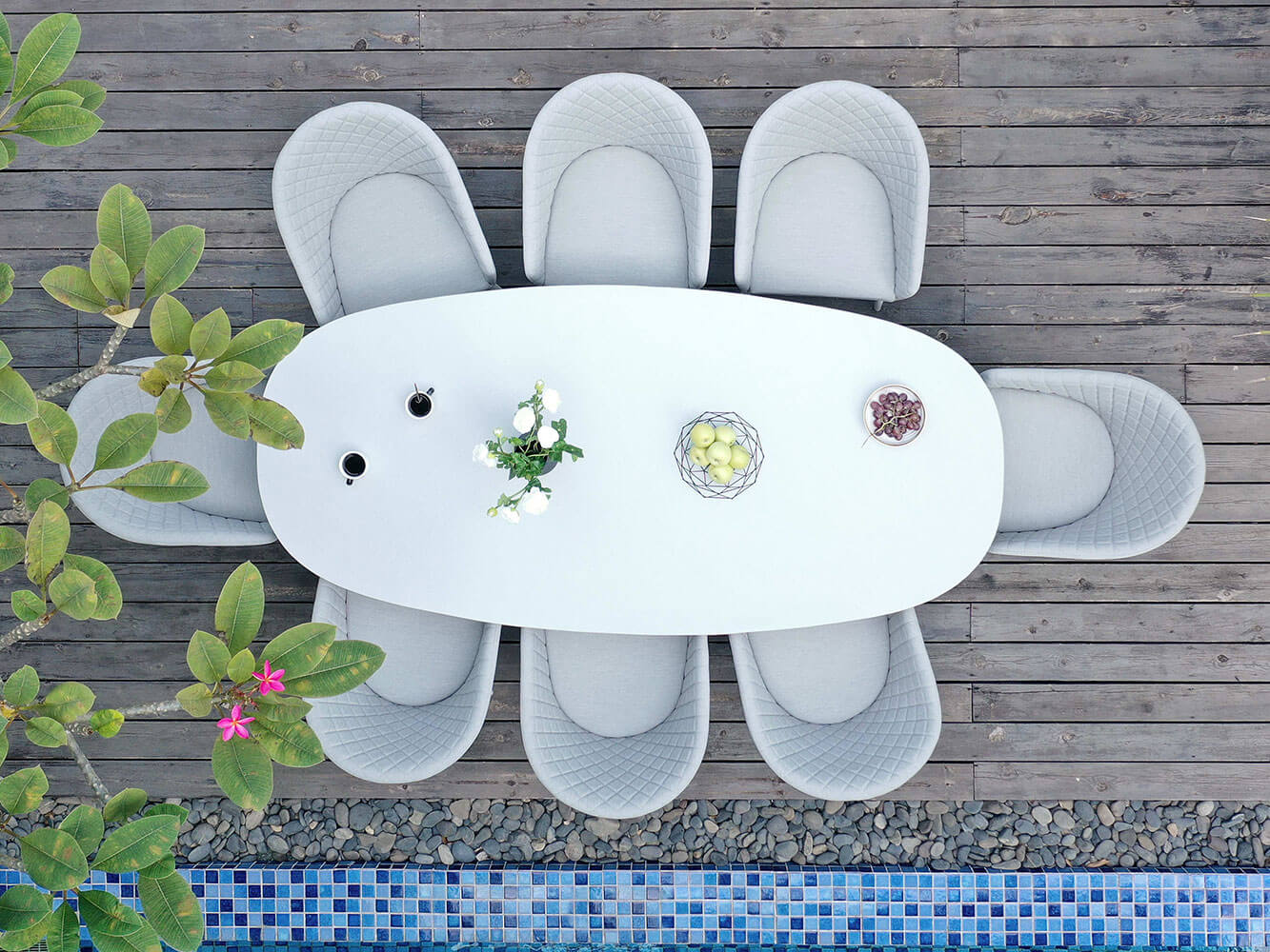 Napoli 8 Seat Oval Dining Set Napoli 8 Seat Oval Dining Set