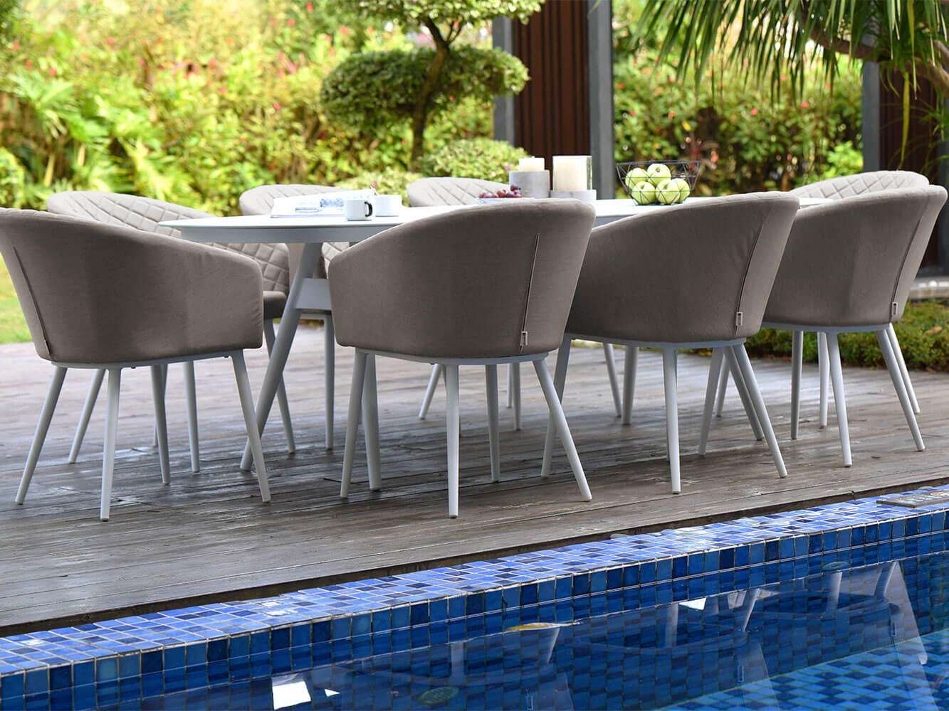 Napoli 8 Seat Oval Dining Set Napoli 8 Seat Oval Dining Set