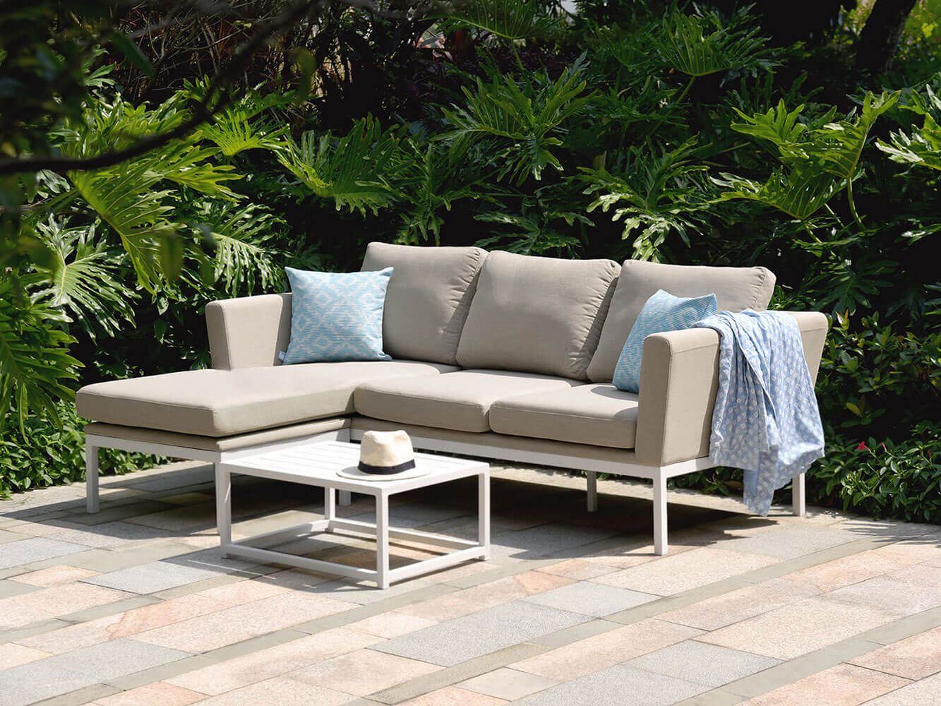 Conjunto de Sofá com Chaise Longue Argenta Conjunto de Sofá com Chaise Longue Argenta