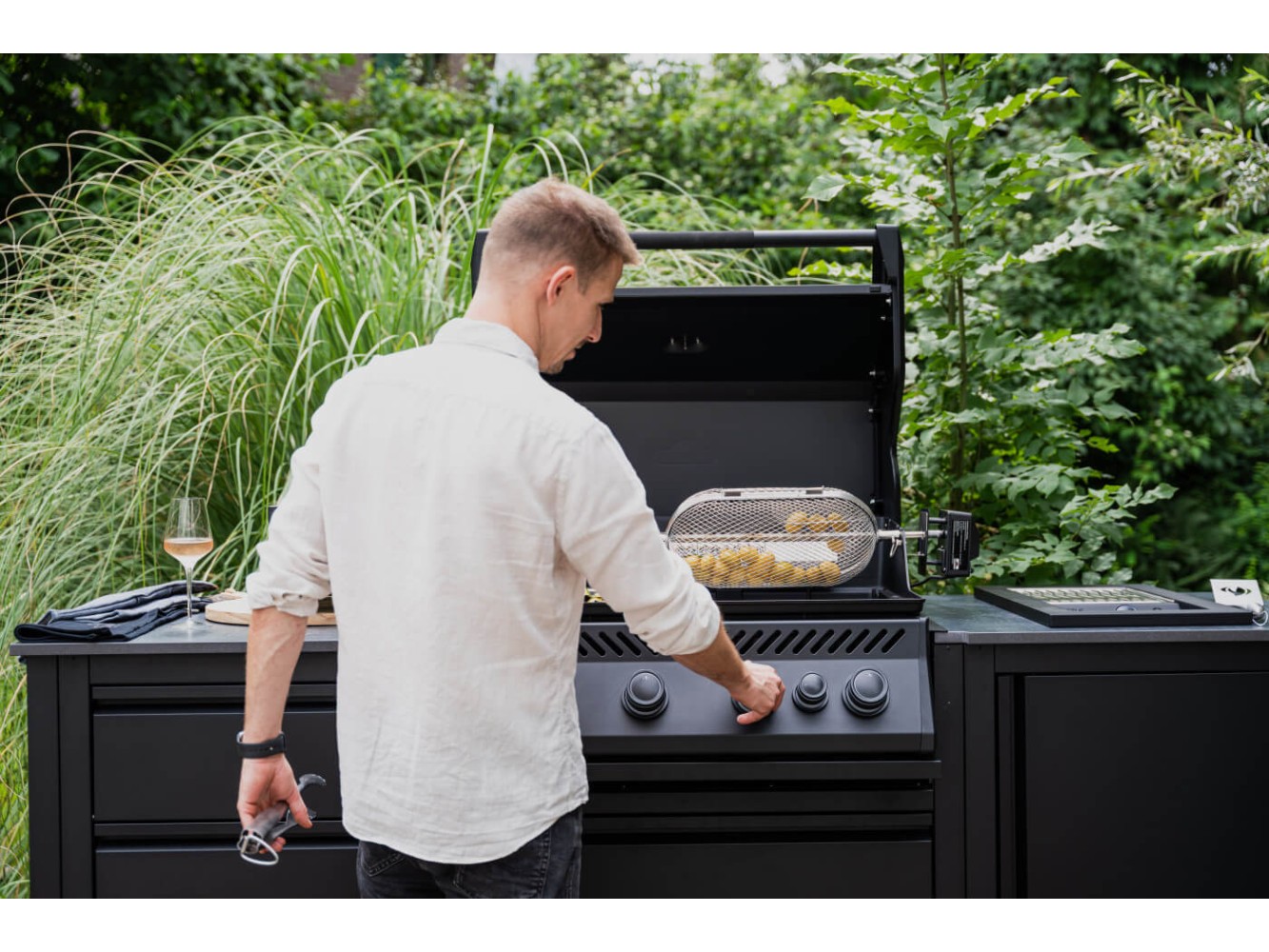 Napoleon Built-In 300 Series 32 Gas Grill