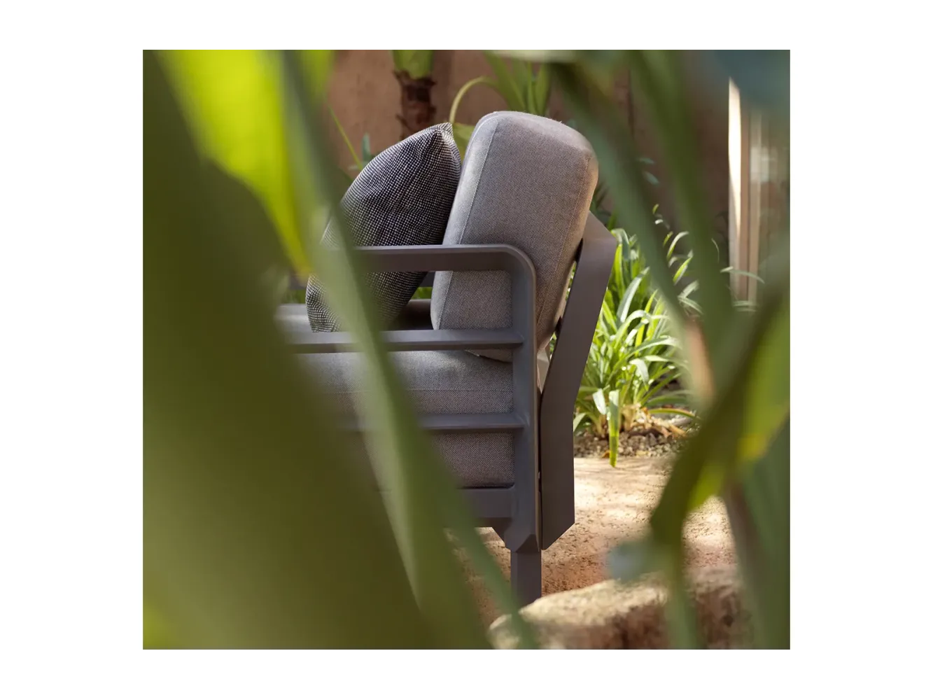 Sillón Maximo - BASALTO/LAVA