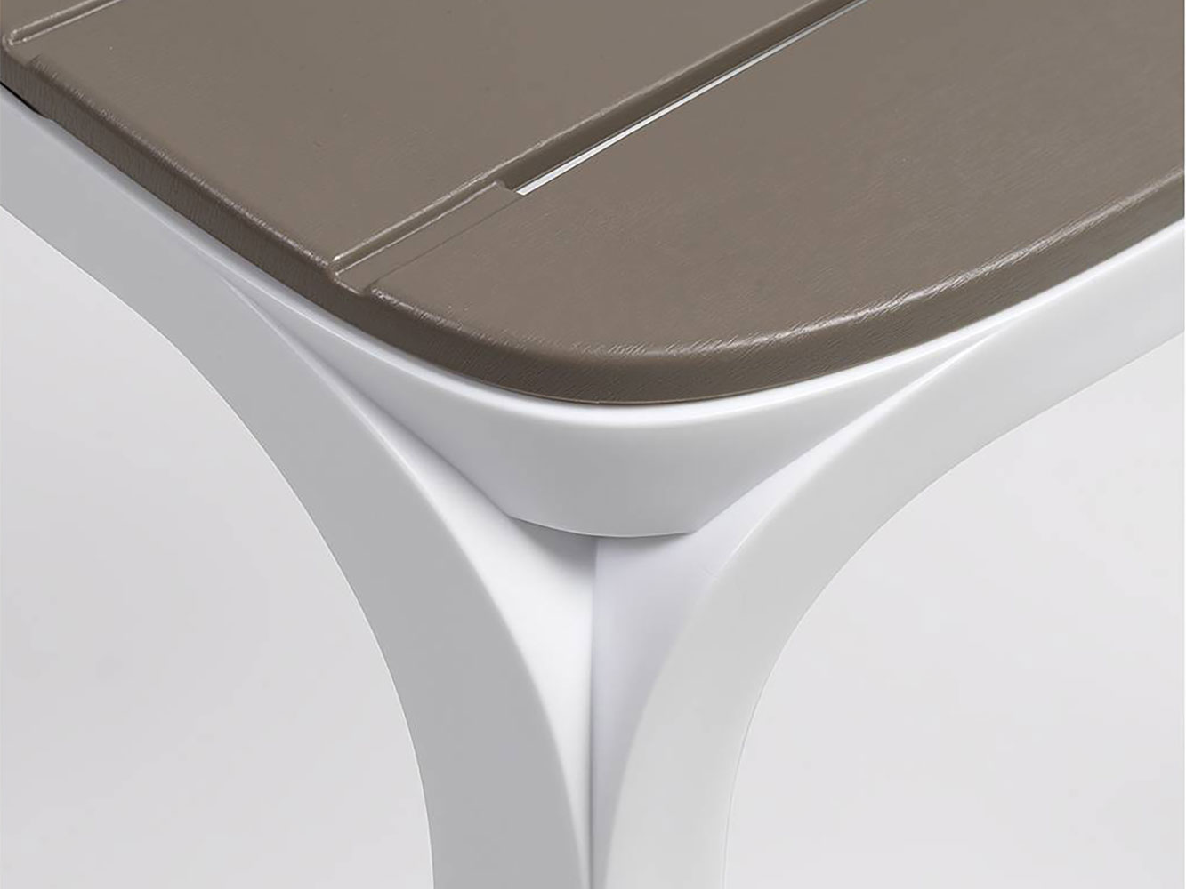 Erica Chair